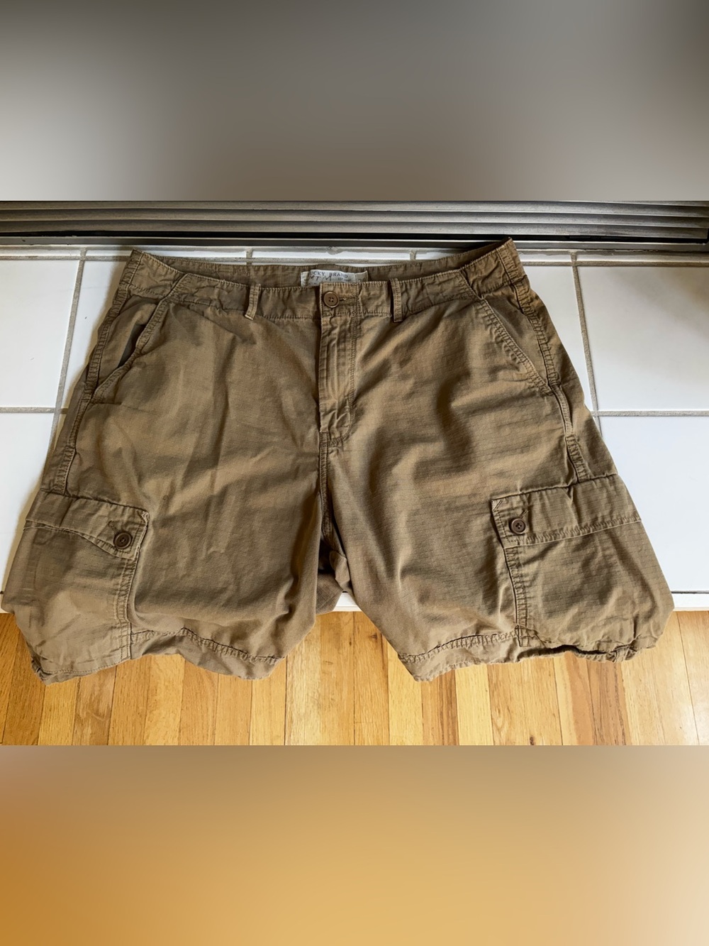 Lucky Brand Men's Tan Cargo Shorts